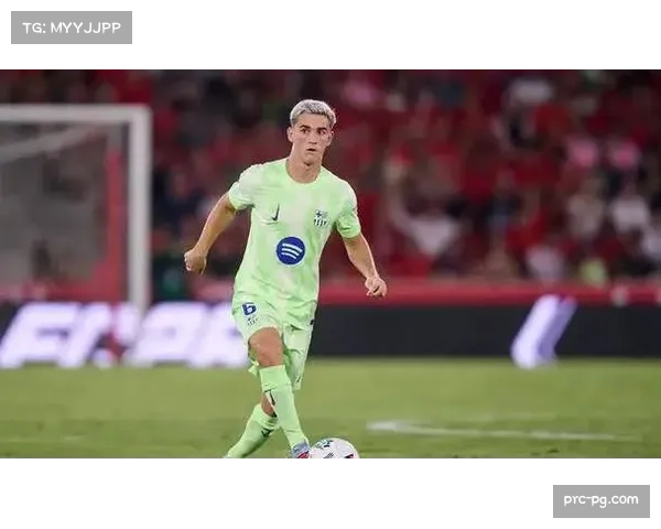 莱万独中三元领跑射手榜 巴萨客场告捷紧追皇马